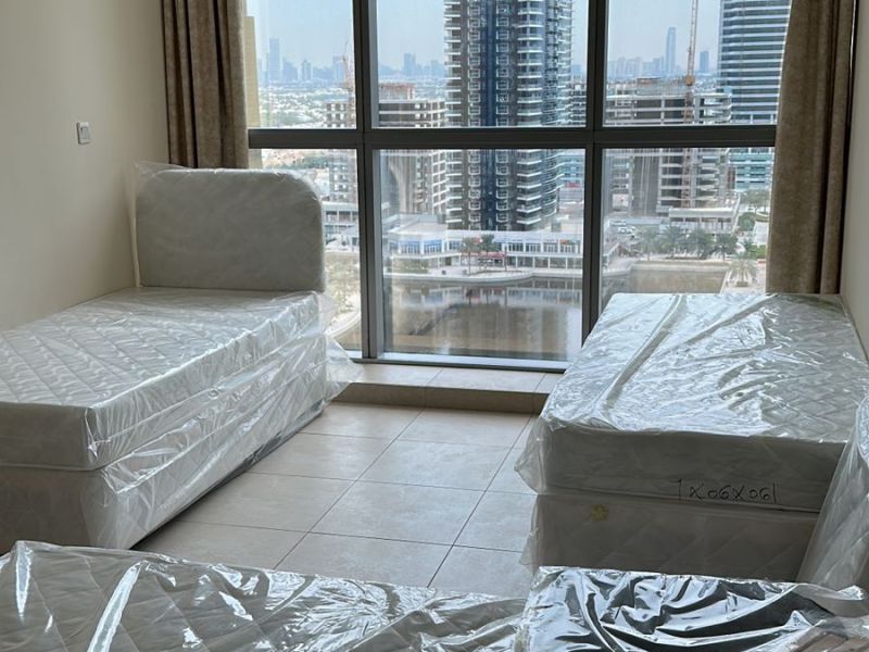 Bed Space Available For Single Person In a Sharing Room In Cluster E JLT AED 1600 Per Month
